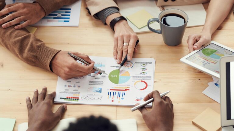 Top 5 Media Placement Services for Guaranteed Publication Coverage